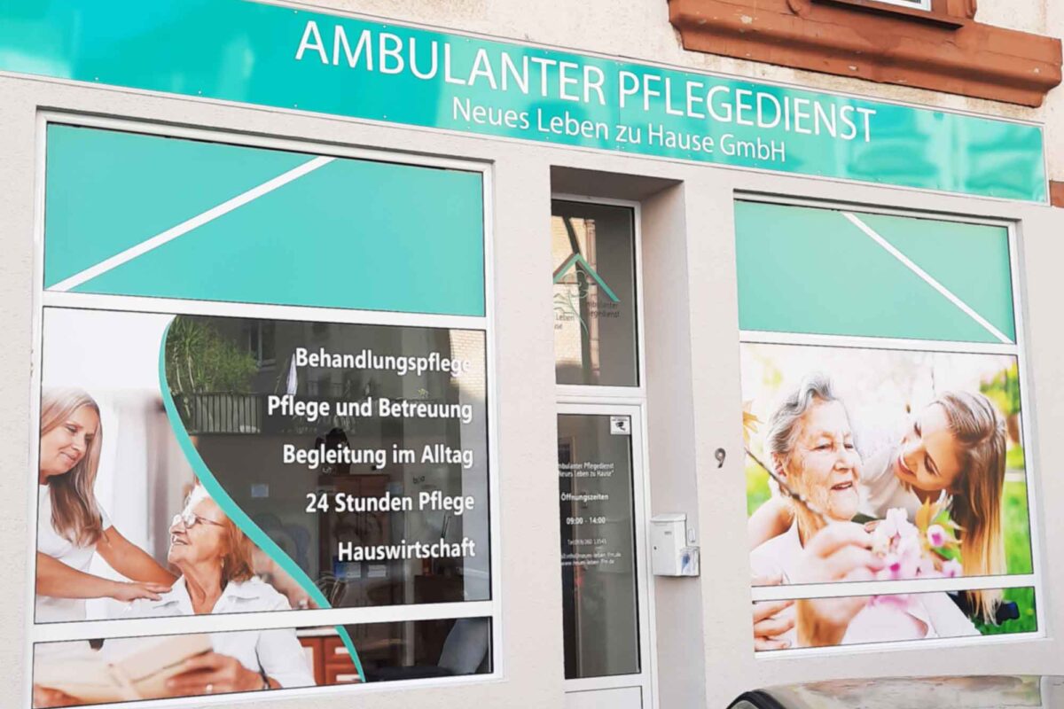 Schaufensterbeklebung für Pflegedienst in Frankfurt Mainzer Landstrasse