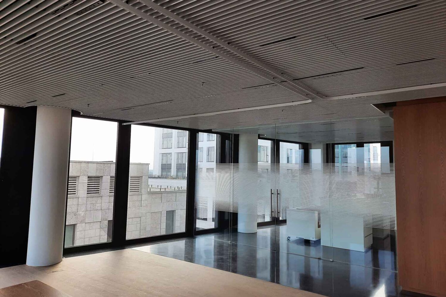 Büro-Sichtschutz-Streifen2 Büro-Sichtschutz-Streifen2